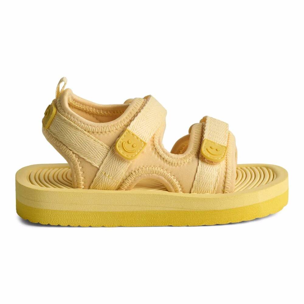NEW MOLO little boys zola beach sandal in banana light